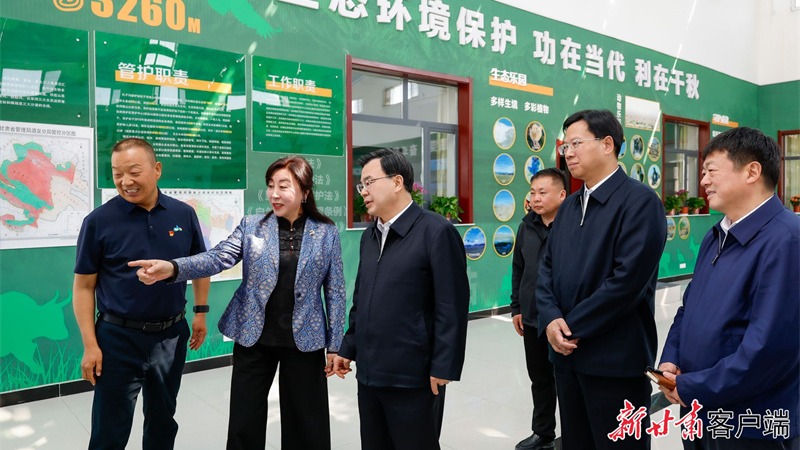 Khi Hu Changsheng tiến hành nghiên cứu ở huyện Subei, thành phố Tửu Tuyền, ông đã nhấn mạnh việc bảo vệ môi trường sinh thái như bảo vệ mắt và không ngừng củng cố, nâng cao kết quả quản lý sinh thái của núi Qilian