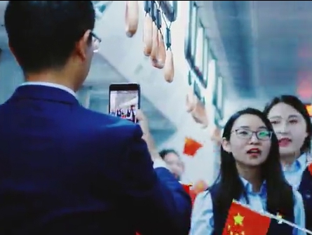 Hoạt động trong ngày tiệc chủ đề